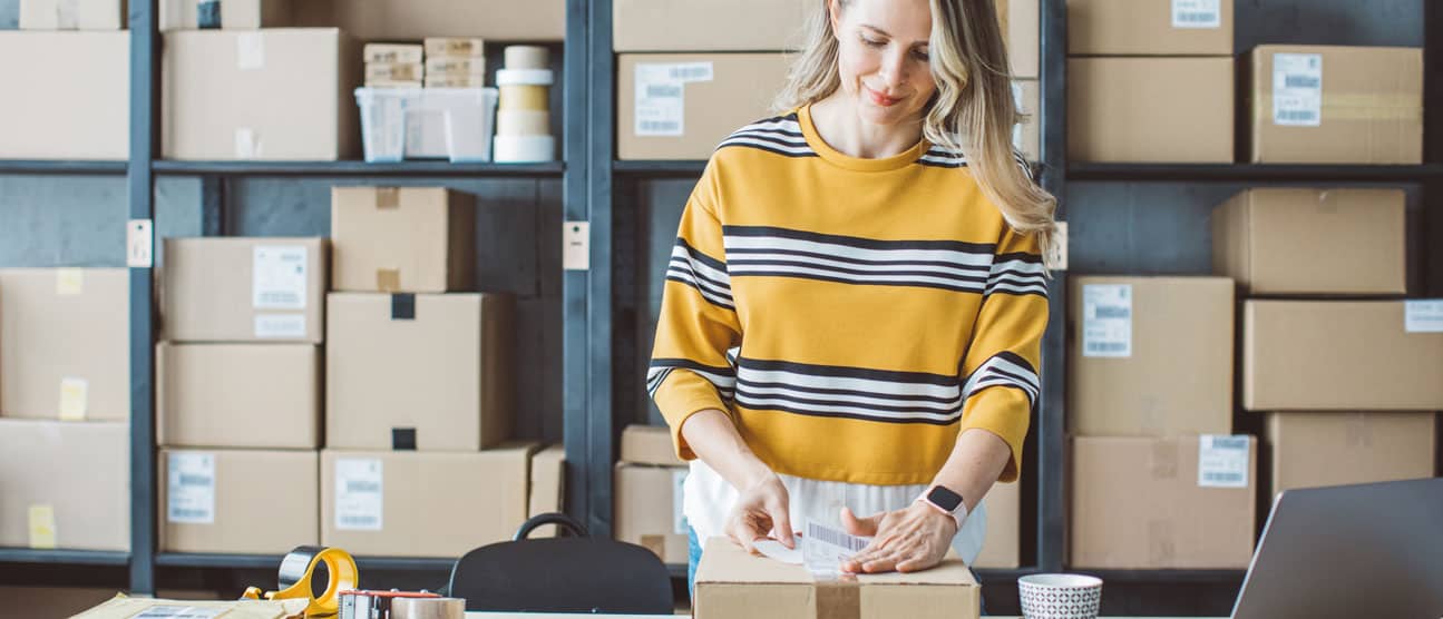 Packing orders for online business