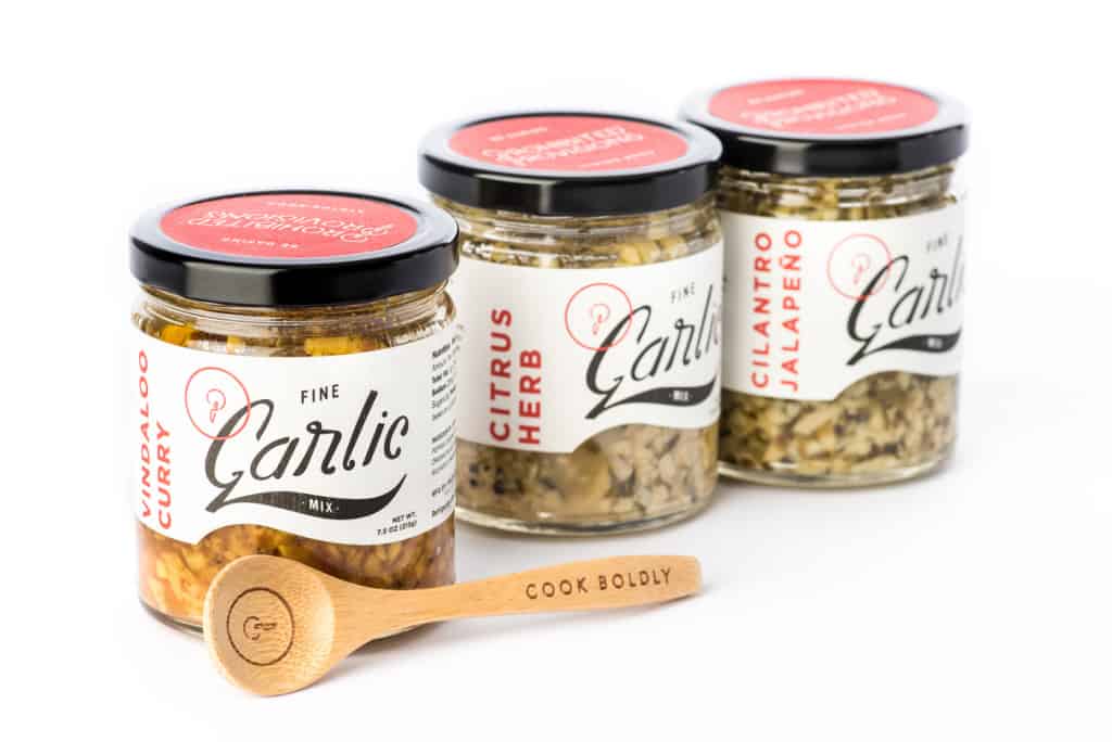Spice jar label with custom shape